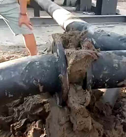 含水80%市政污泥輸送存儲(chǔ)系統(tǒng) 含水80%市政污泥輸送存儲(chǔ)系統(tǒng)